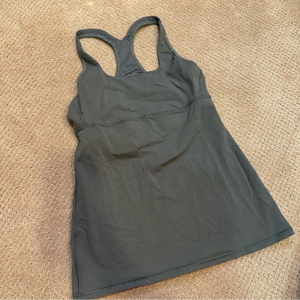 Lululemon yoga top